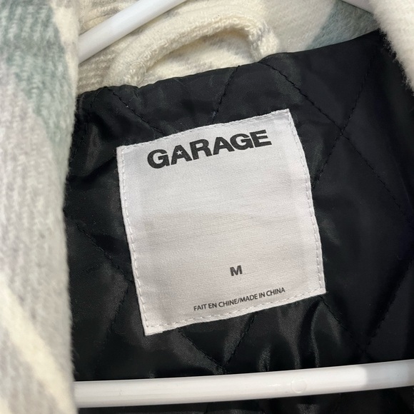 GARAGE Vancity Shacket - Picture 2 of 3